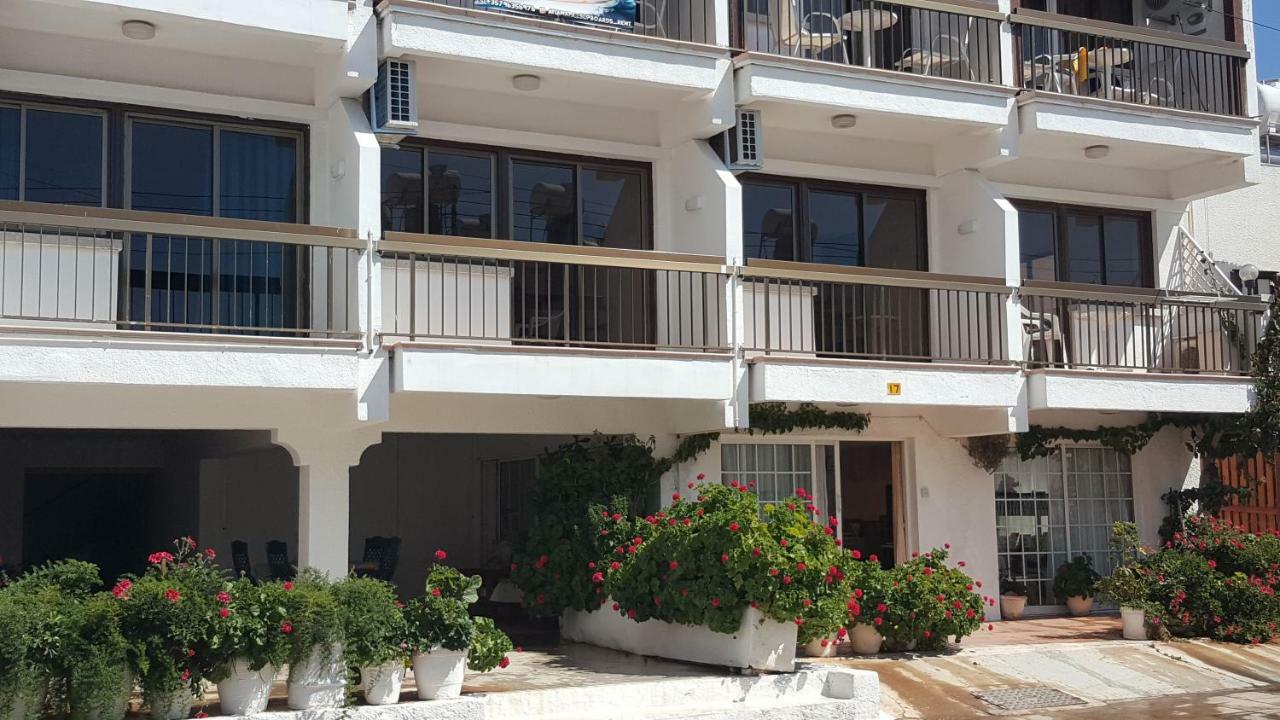 Manoli Apartments Ayia Napa Exterior foto